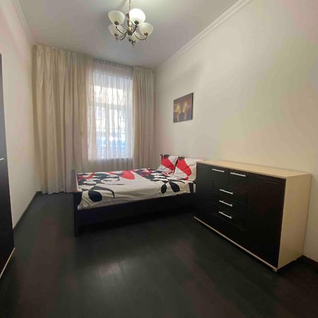 Suites On Chaikovskogo Odessa Eksteriør billede