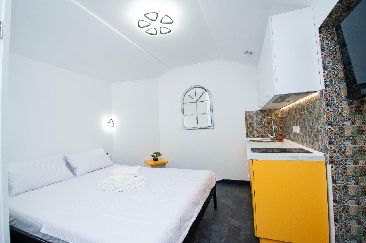 Suites On Chaikovskogo Odessa Eksteriør billede