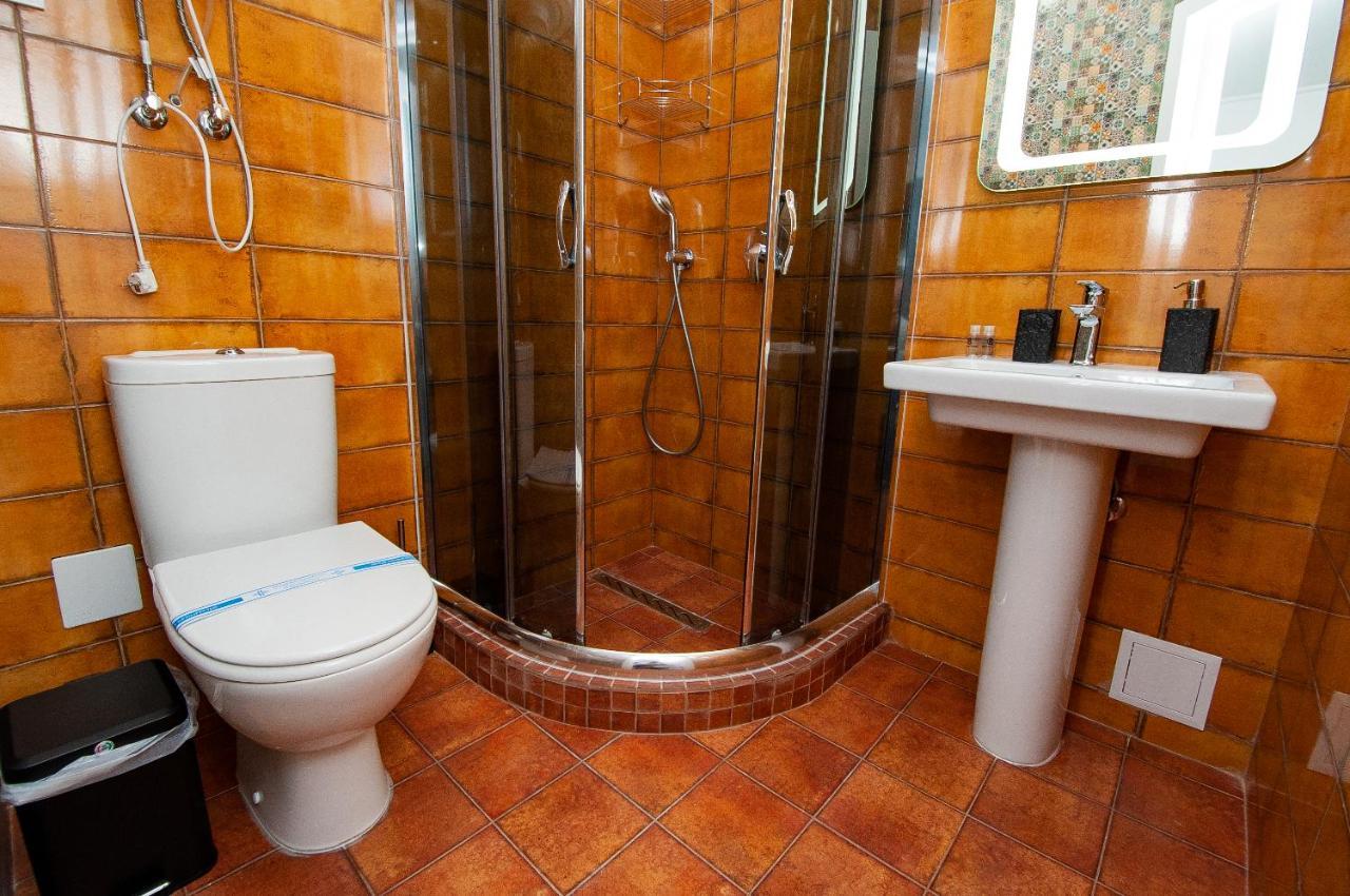 Suites On Chaikovskogo Odessa Eksteriør billede