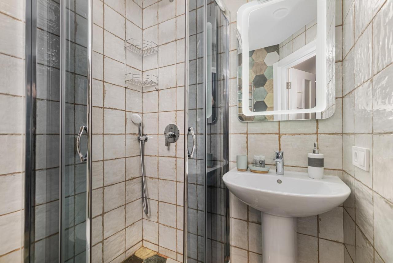 Suites On Chaikovskogo Odessa Eksteriør billede