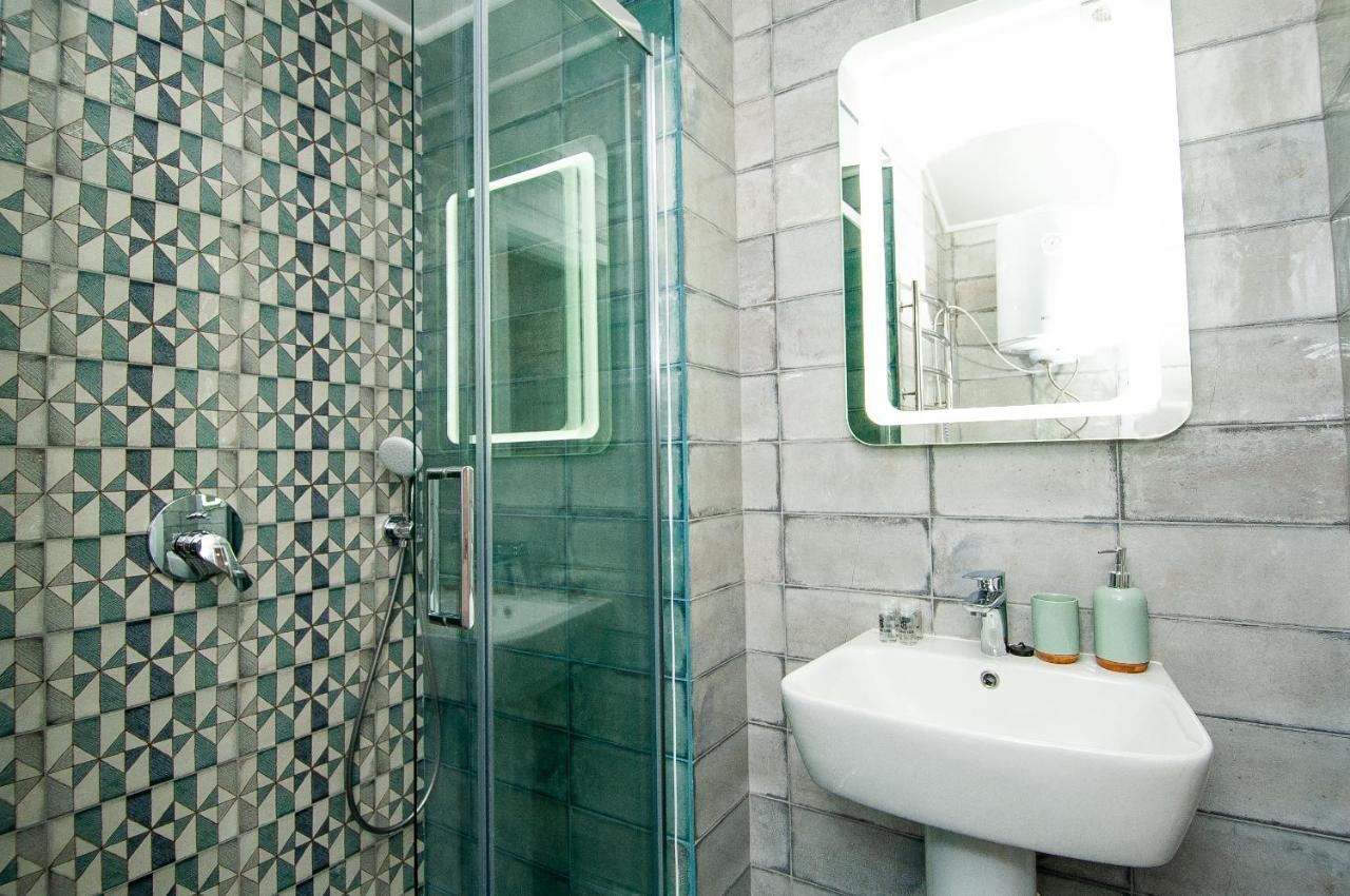 Suites On Chaikovskogo Odessa Eksteriør billede