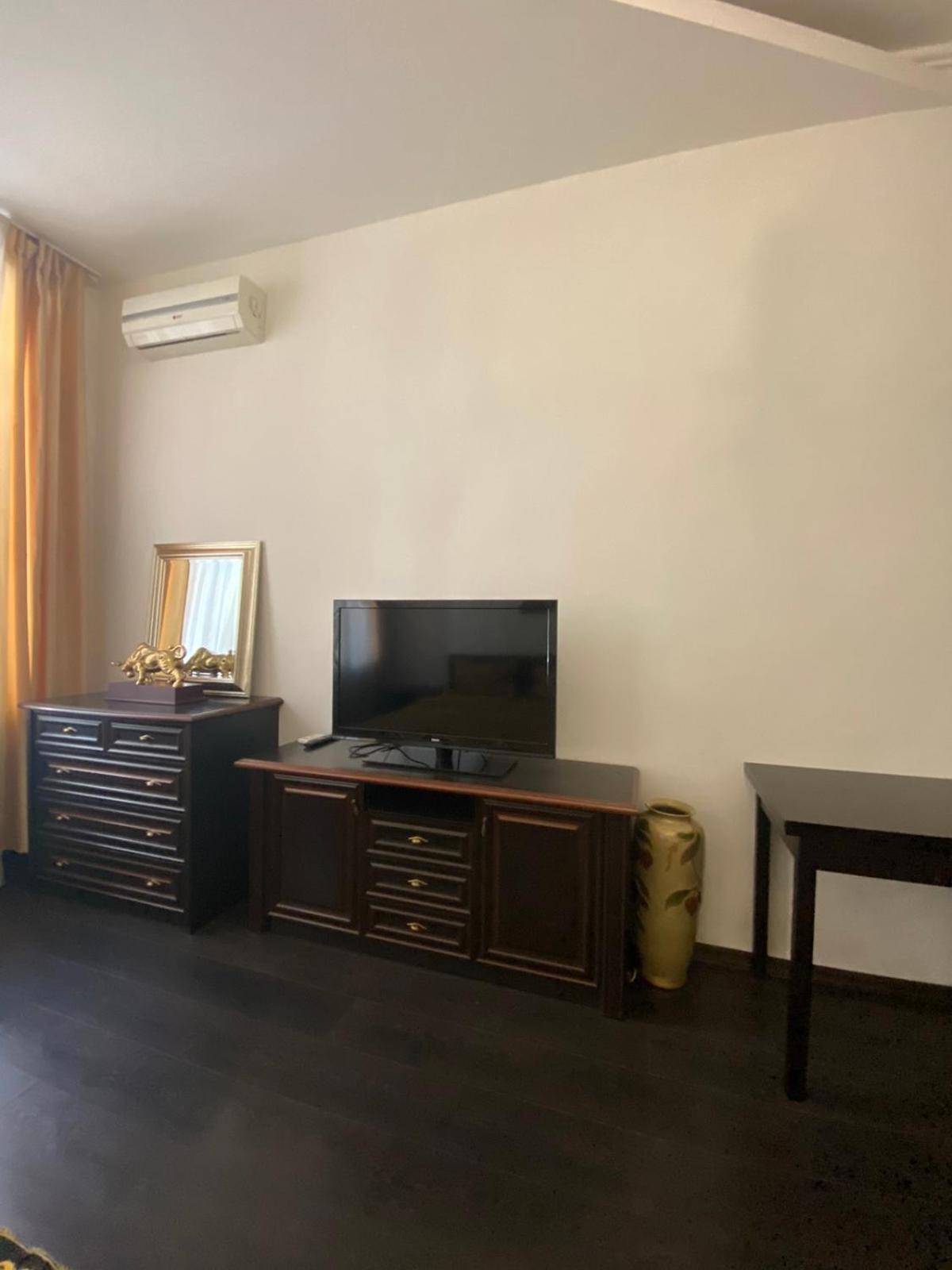Suites On Chaikovskogo Odessa Eksteriør billede